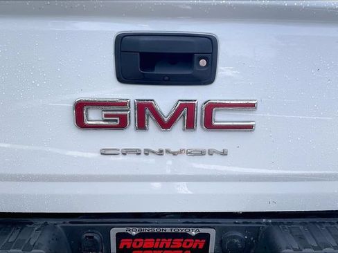 Used 2022 GMC Canyon Elevation w/ Elevation Premium Package AWD/4WD image 8