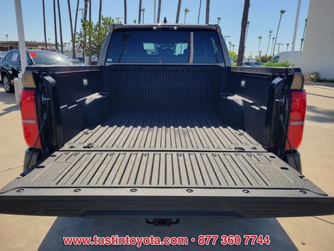Certified 2025 Toyota Tacoma TRD Sport AWD/4WD image 5