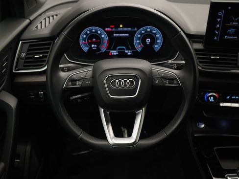 Used 2023 Audi Q5 2.0T Premium Plus w/ Premium Plus Package AWD/4WD image 10