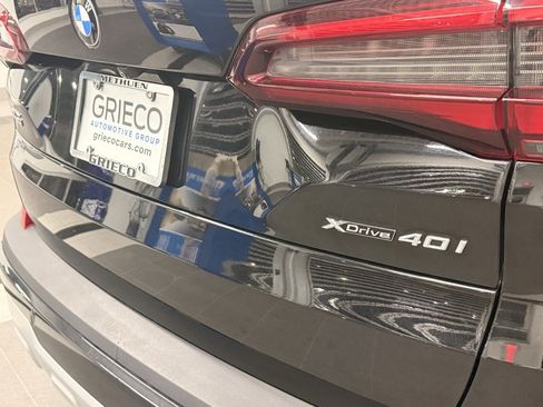 Used 2022 BMW X5 xDrive40i w/ Climate Comfort Package image 9