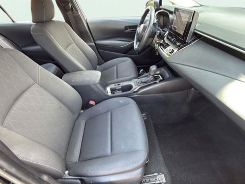 Used 2024 Toyota Corolla LE FWD image 25