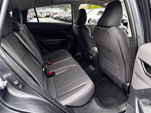 Used 2025 Subaru Crosstrek 2.0i Premium image 9