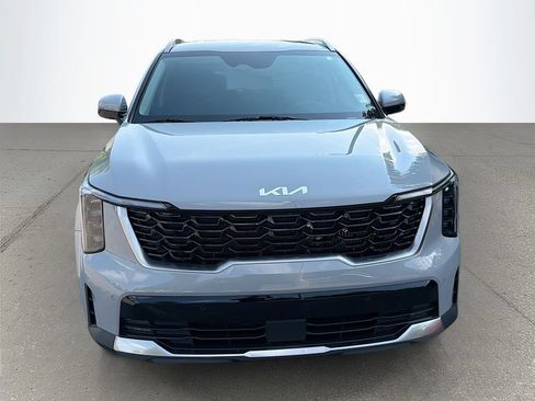 Used 2025 Kia Sorento EX AWD/4WD image 9