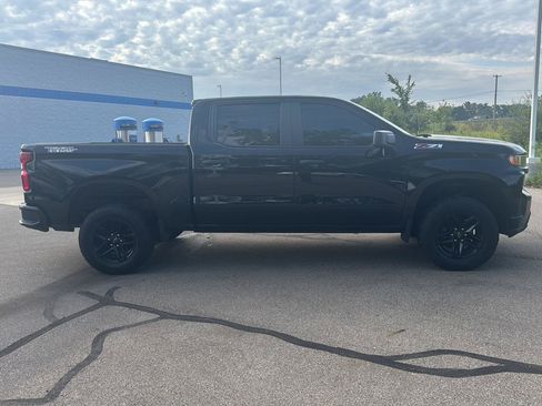 Used 2020 Chevrolet Silverado 1500 Custom Trail Boss w/ Custom Convenience Package AWD/4WD image 6