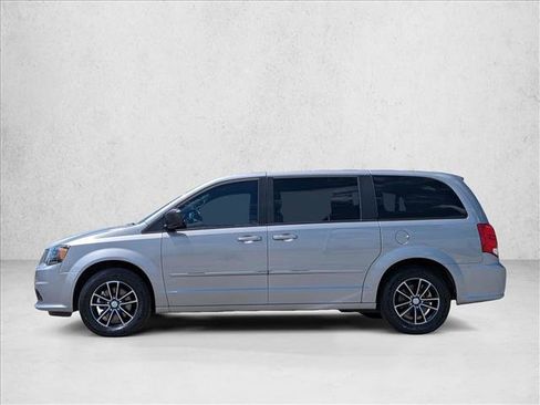 Used 2015 Dodge Grand Caravan SE w/ Quick Order Package 29E SE FWD image 6