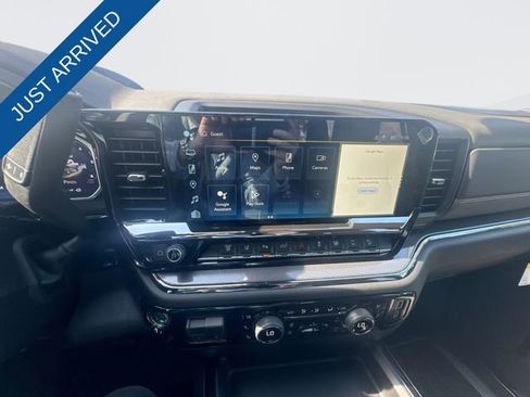 New 2026 Chevrolet Silverado 2500 ZR2 image 16