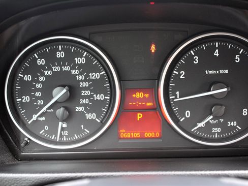 Used 2008 BMW 335i Convertible image 24