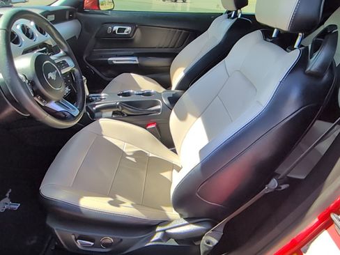 Used 2016 Ford Mustang GT Premium RWD image 14