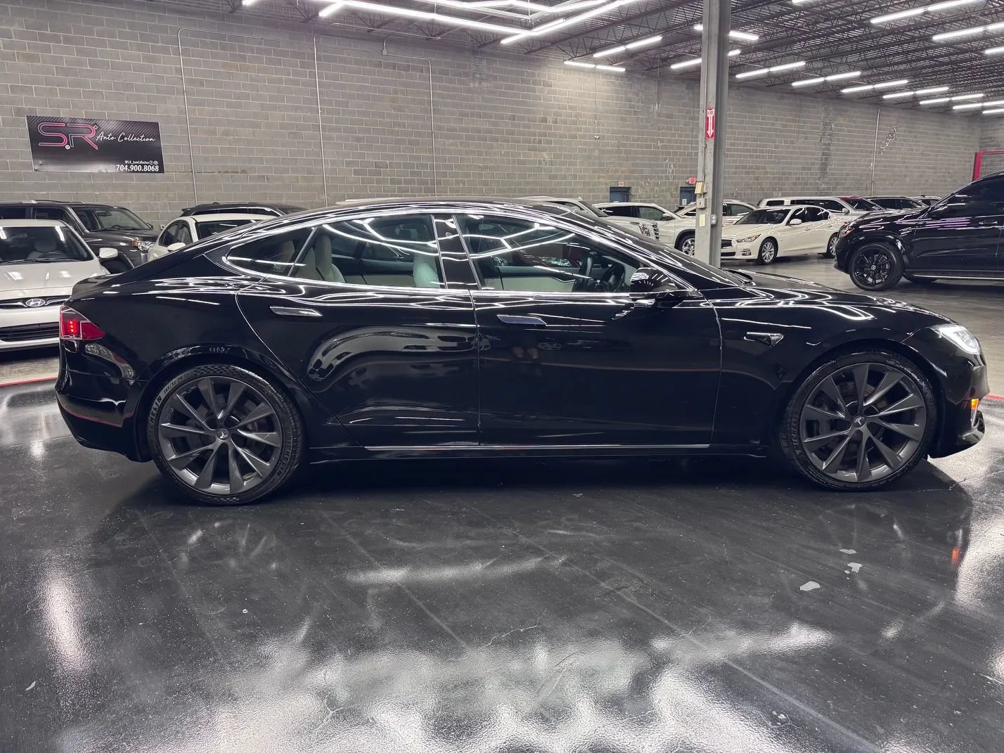 Used 2020 Tesla Model S Long Range Plus AWD/4WD image 2
