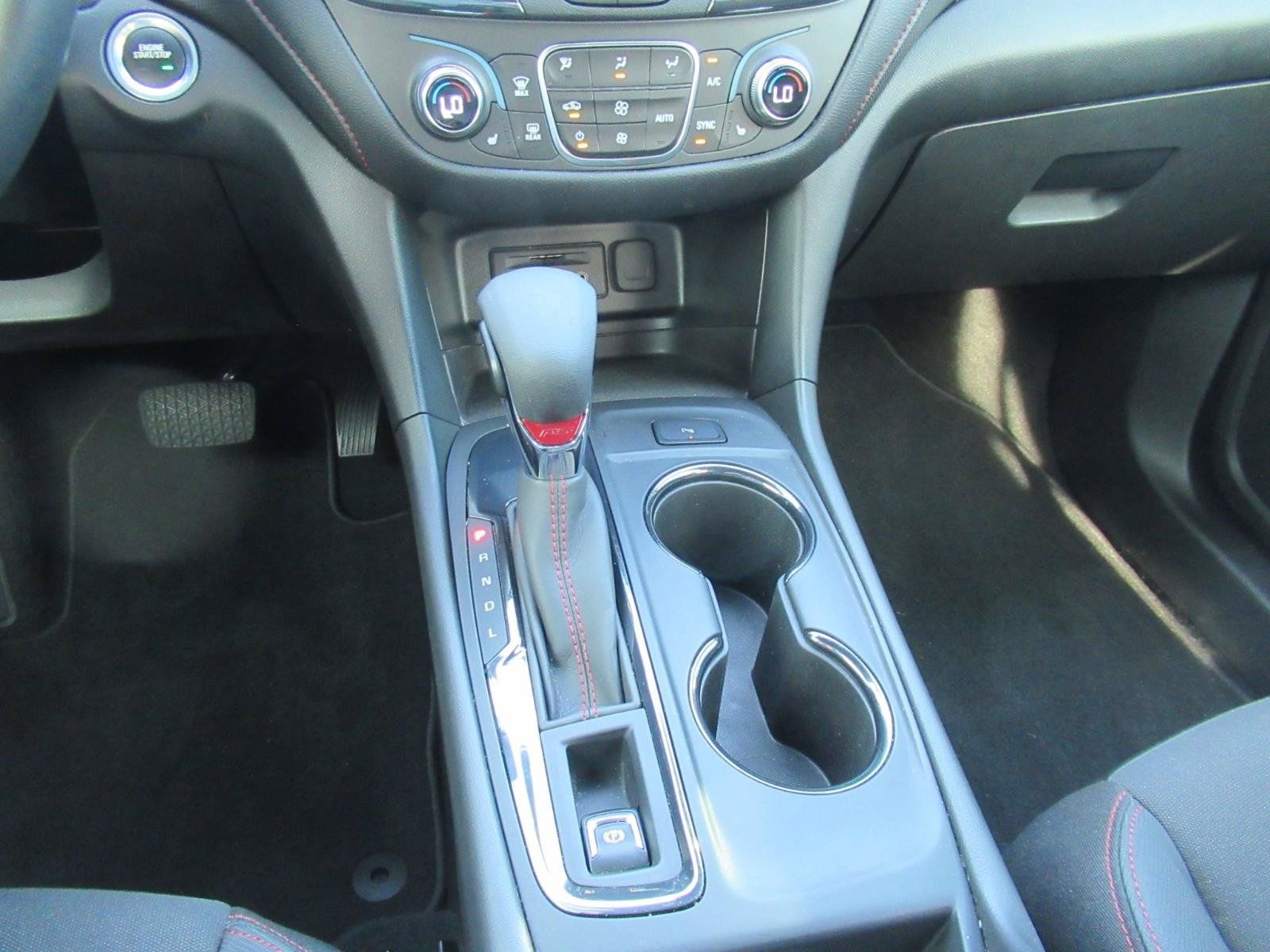 Certified 2023 Chevrolet Equinox RS FWD image 26