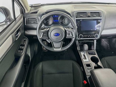 Used 2019 Subaru Outback 2.5i Premium image 21