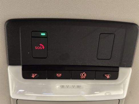 Used 2022 Nissan Pathfinder SL image 34