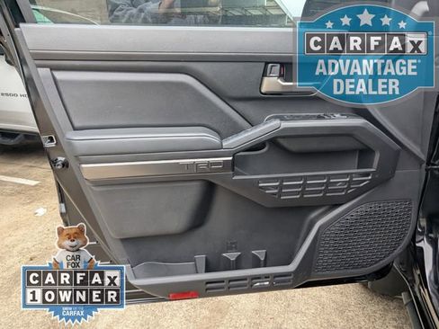 Used 2024 Toyota Tacoma TRD Sport image 13