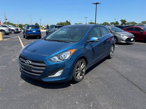 Used 2016 Hyundai Elantra GT w/ Option Group 03 FWD image 7