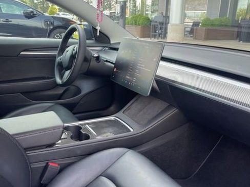 Used 2023 Tesla Model 3 Standard Range image 27