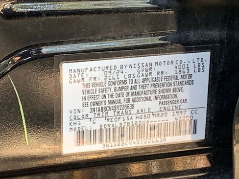 Used 2025 Nissan Sentra SV image 10