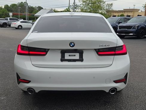 Used 2022 BMW 330i Sedan w/ Premium Package RWD image 8