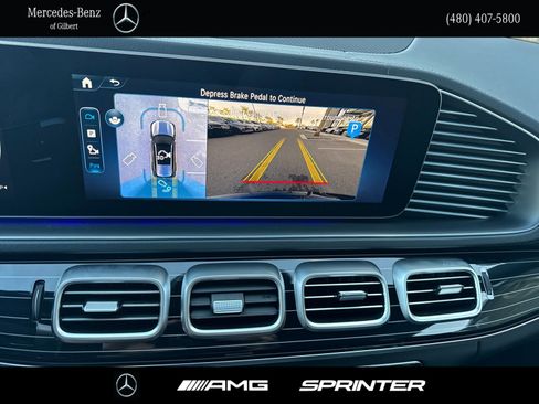 New 2026 Mercedes-Benz GLS 580 4MATIC image 25