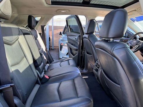 Used 2017 Cadillac XT5 Luxury image 17