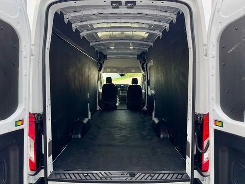 Used 2025 Ford Transit 250 148 High Roof Extended w/ Load Area Protection Package image 6