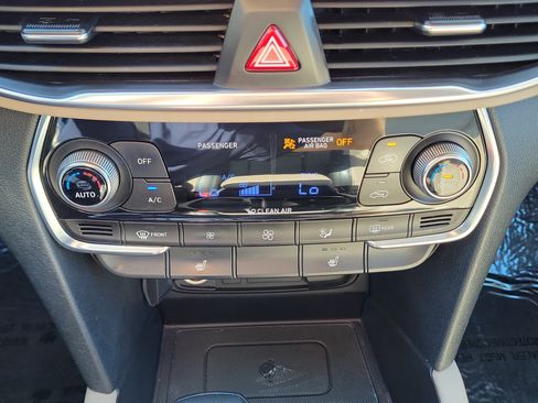 Used 2020 Hyundai Santa Fe SEL FWD image 36