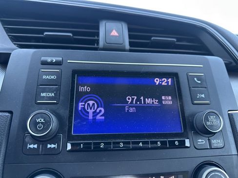 Used 2018 Honda Civic LX image 22