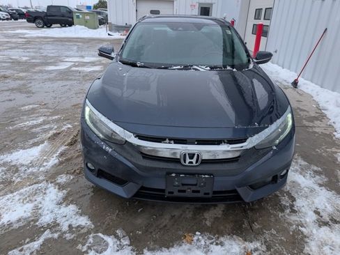 Used 2016 Honda Civic Touring image 21