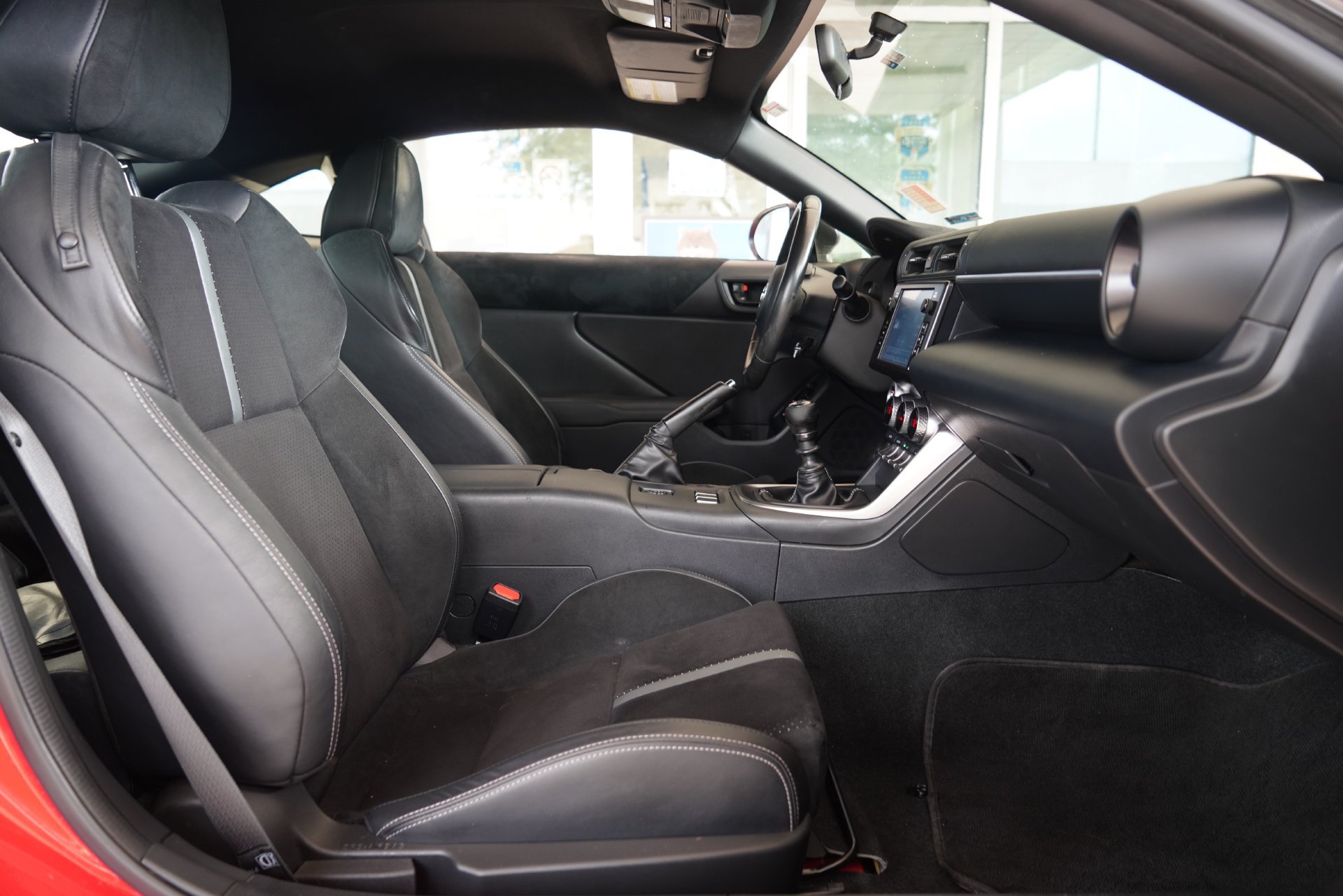 Used 2023 Toyota GR86 Premium RWD image 27