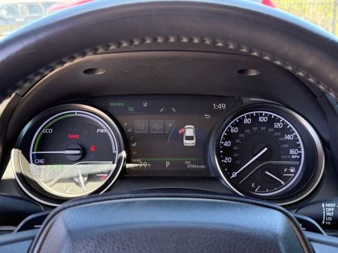 Used 2021 Toyota Camry XSE w/ Cold Weather Package image 17