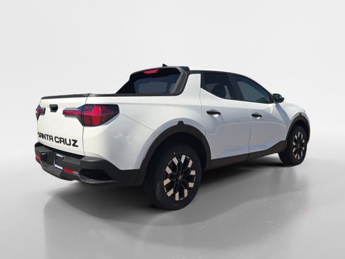 New 2026 Hyundai Santa Cruz SE FWD image 3