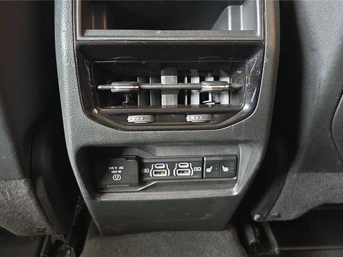 Used 2023 Jeep Grand Cherokee Limited AWD/4WD image 20