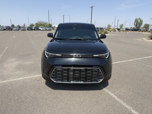 Used 2025 Kia Soul GT-Line w/ GT-Line Technology Package FWD image 2