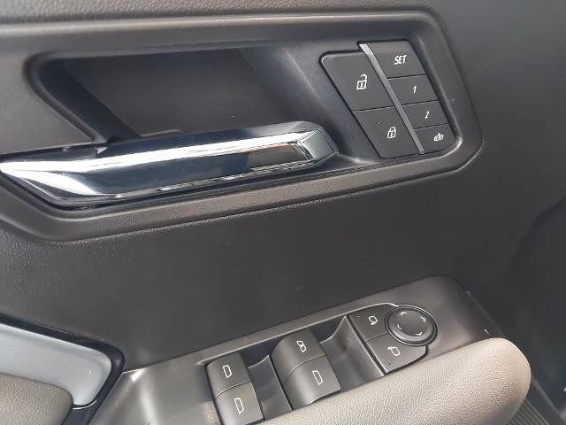 New 2026 Chevrolet Colorado ZR2 w/ Technology Package AWD/4WD image 20