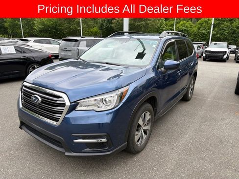 Used 2022 Subaru Ascent Premium w/ Convenience Package AWD/4WD image 1