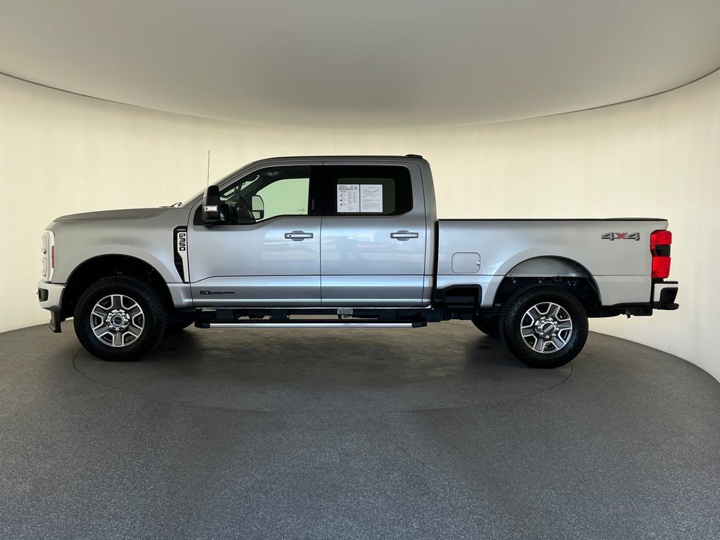 Used 2024 Ford F350 Lariat AWD/4WD image 9