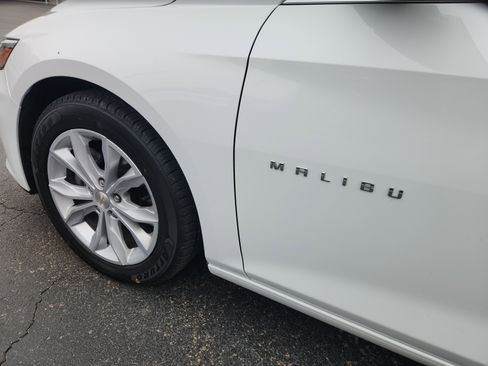 Used 2025 Chevrolet Malibu LT image 51