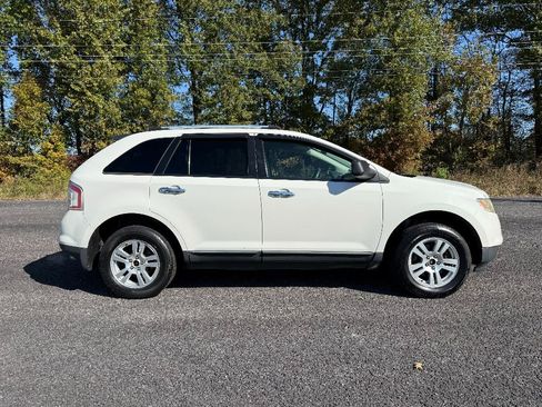 Used 2010 Ford Edge SE image 10