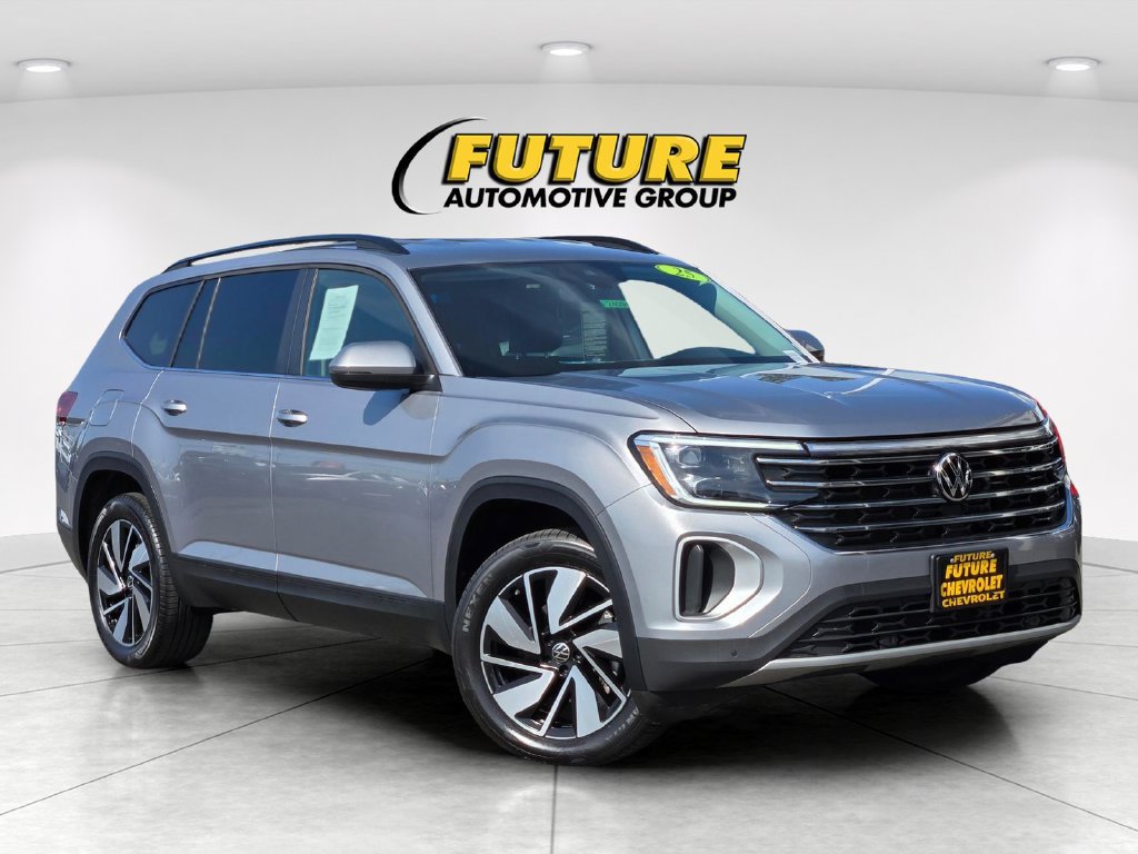 Used 2025 Volkswagen Atlas SE FWD image 1