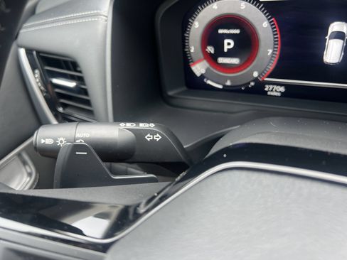 Certified 2026 Nissan Rogue SL FWD image 11