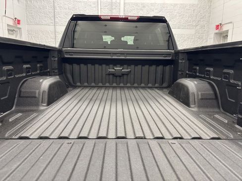 Used 2024 Chevrolet Silverado 1500 RST AWD/4WD image 8