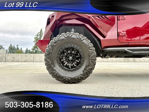 Used 2021 Jeep Gladiator Rubicon w/ Trailer Tow Package AWD/4WD image 11