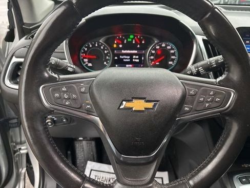 Used 2020 Chevrolet Equinox Premier image 16