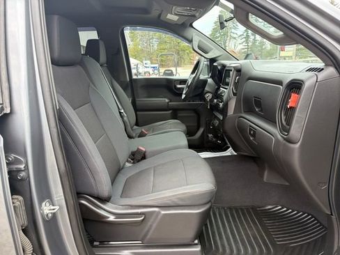 Used 2019 Chevrolet Silverado 1500 Custom Trail Boss w/ Custom Convenience Package image 27