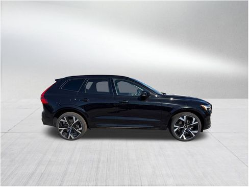 New 2026 Volvo XC60 T8 Ultra AWD/4WD image 4