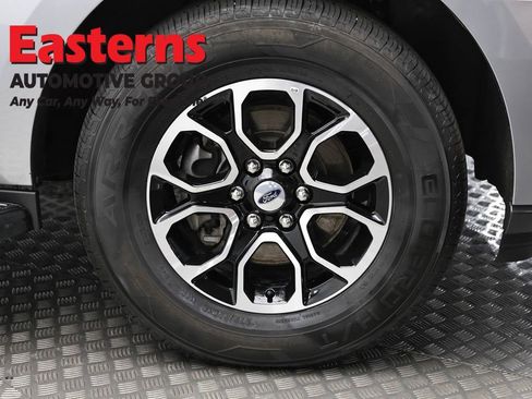 Used 2024 Ford Expedition XLT image 33