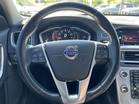 Used 2018 Volvo S60 T5 Inscription FWD image 18