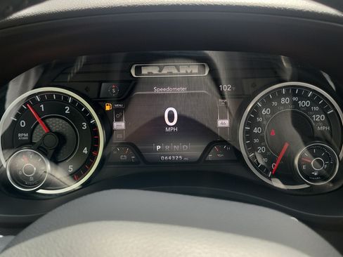 Used 2022 RAM 2500 Big Horn w/ Night Edition AWD/4WD image 22
