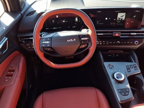 New 2026 Kia Sportage SX Prestige AWD/4WD image 2