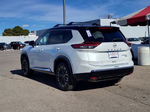 New 2026 Nissan Rogue Platinum image 5