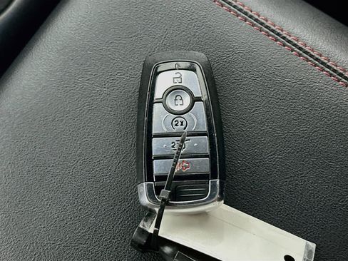 Used 2025 Ford Explorer ST-Line w/ ST-Line Street Pack AWD/4WD image 26